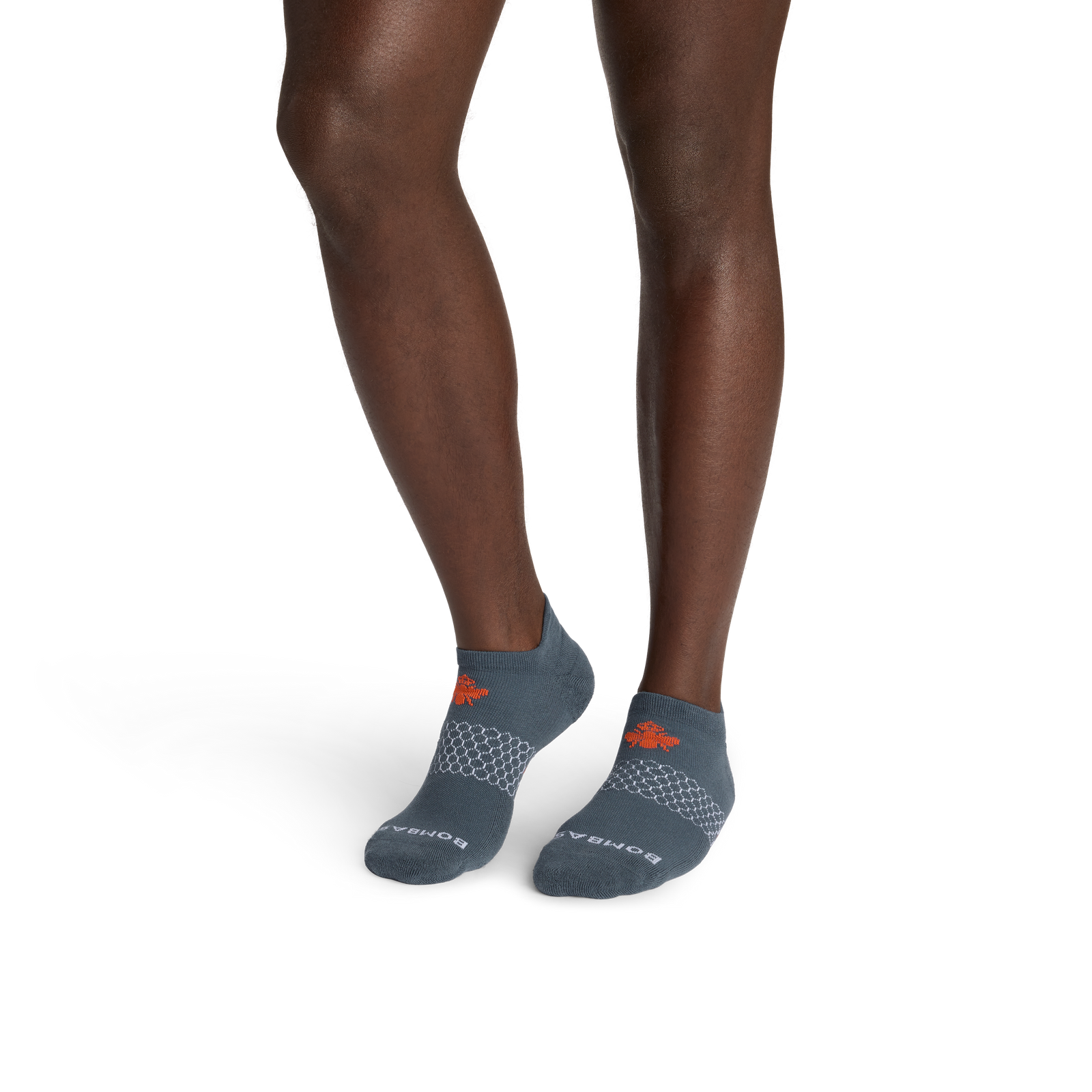 official-bombas::10335-pebble-adult-male-onmodel-2-transparent.png