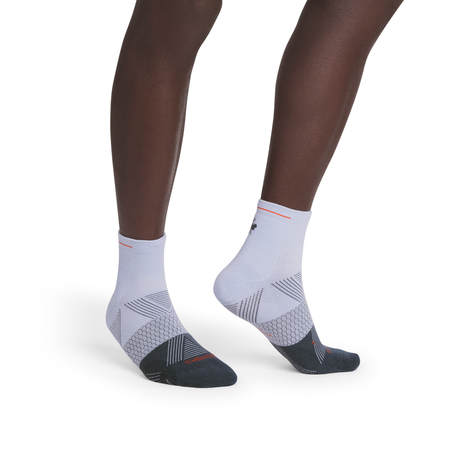 official-bombas::10364-skysailblue-pebble-adult-male-onmodel-2-transparent.png