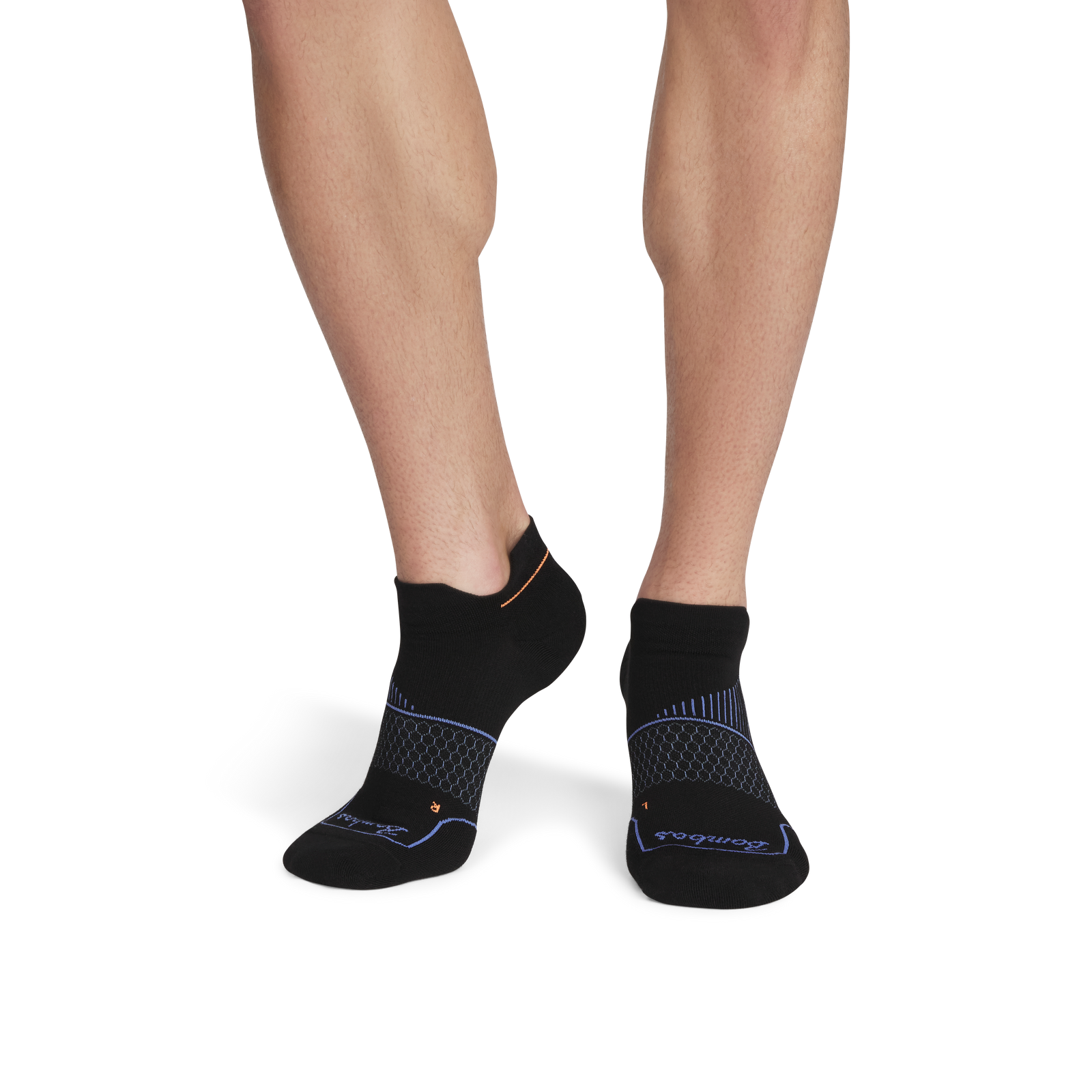 official-bombas::8818-black-adult-male-onmodel-2-transparent.png