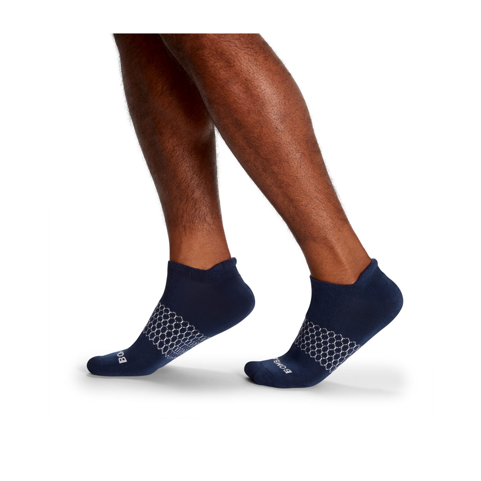 official-bombas::solids-onmodel-3-transparent.png